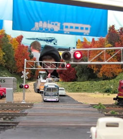 Check out the layouts at Walthers Showroom